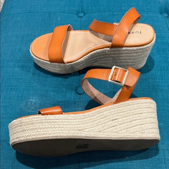 Torrid Cognac and Cream Wedge Sandals - Picture 10 of 11